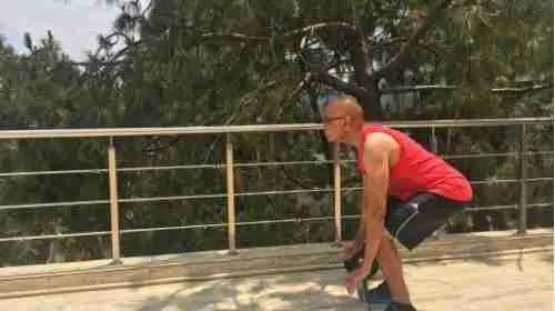 How To Perform Conventional Barbell Deadlift